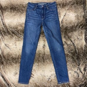 American Eagle High Waisted Jeans